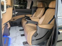 Denza D9 DM-i 970 4WD Flagship Edition - photo 4
