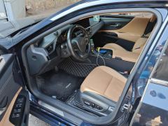 Lexus ES 200 Excellence Edition - photo 14