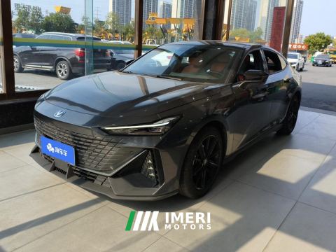 2022 Changan UNI-V 1.5T Dual Clutch Premium - car from China