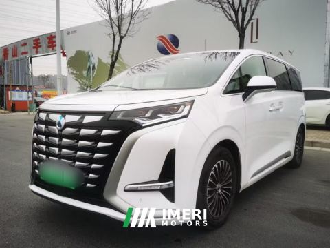2022 Denza D9 DM-i 1040 Premium - автомобиль из Китая