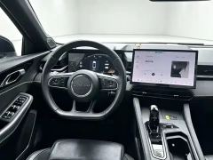 Lynk & Co 03 2.0T T5 Dual Clutch 2WD Strong Pro 5-seater - фото 4