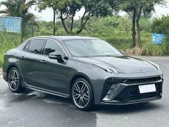 Lynk & Co 03 1.5T 2WDPlus 5 - фото 3