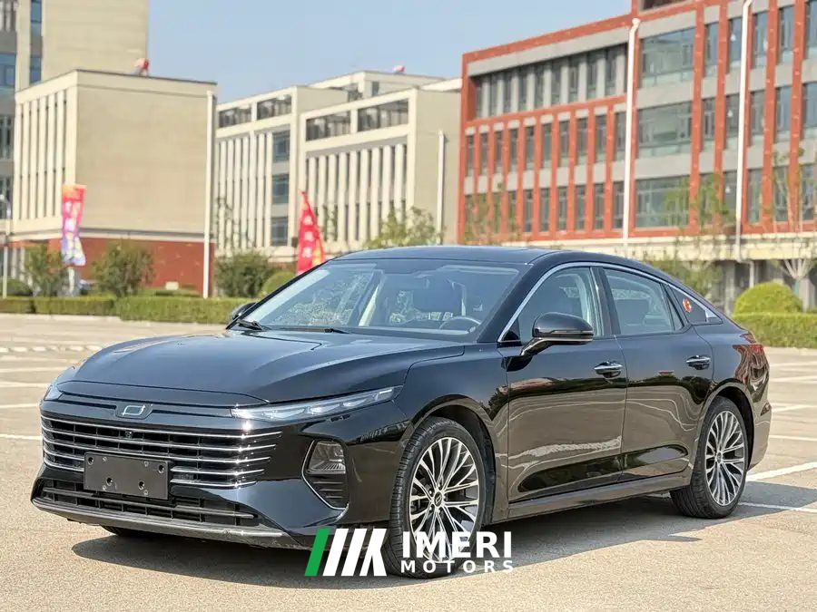 Bestune B70 2.0T Version - автомобиль из Китая