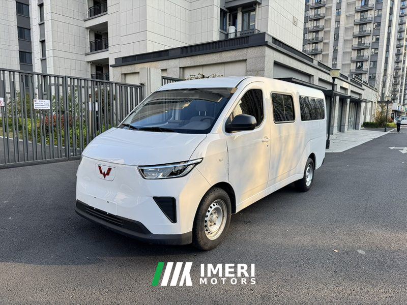 Wuling Yangguang 300km Version Edition 75kW 6 - car from China