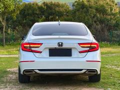 Honda Civic 240TURBO CVT C Edition - фото 10