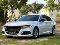 Honda Civic 240TURBO CVT C Edition - фото 2