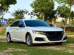 Honda Civic 240TURBO CVT C Edition - фото 3