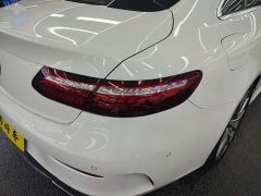 Mercedes-Benz E-Class (Imported) E 260 Coupe - photo 16