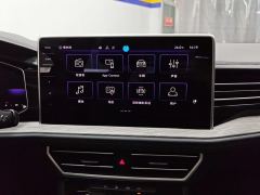 Volkswagen Jetta 300TSI Edition - photo 17