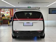 Li Auto Li MEGA 710km Home Edition - photo 20