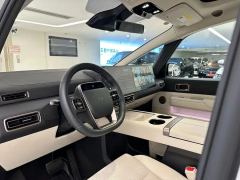 Li Auto Li MEGA 710km Home Edition - photo 8