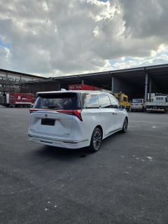 Buick GL8 Luxun 2.0T Exclusive Edition - ფოტო 4
