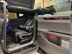 HiPhi X Flagship 6-Seater - photo 10