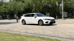 Honda Civic 240TURBO CVT C Edition - ფოტო 3