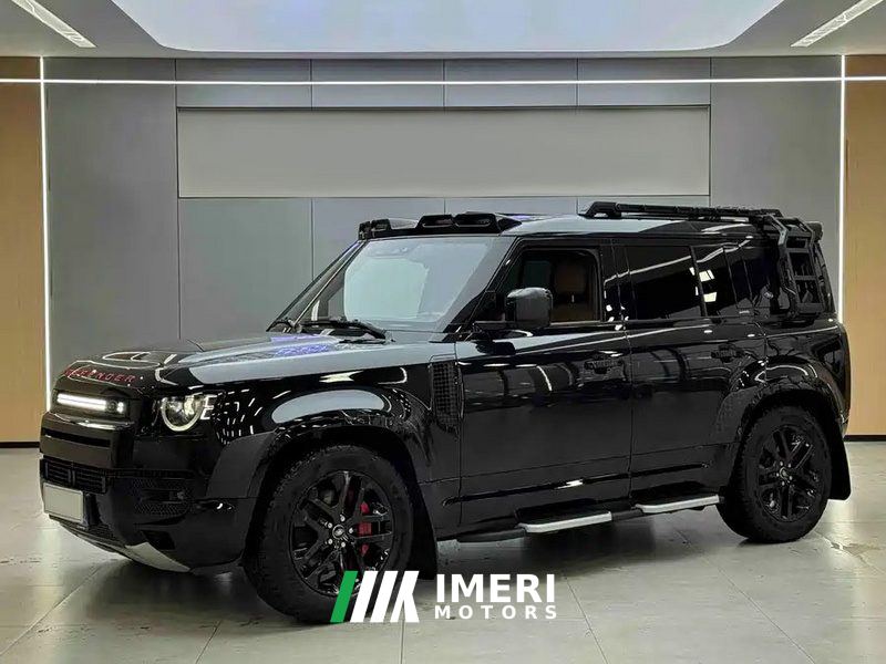 Land Rover Defender 110 3.0T P400 Dark Edition
