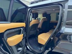 Land Rover Defender 110 3.0T P400 Dark Edition - ფოტო 16