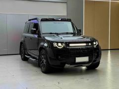 Land Rover Defender 110 3.0T P400 Dark Edition - ფოტო 4