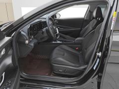 Hyundai Elantra 1.5L CVT Black Knight Limited Edition - ფოტო 14