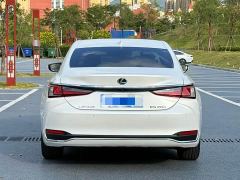 Lexus ES 200 Excellence Edition - ფოტო 5