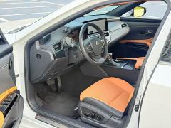 Lexus ES 200 Excellence Edition - ფოტო 7