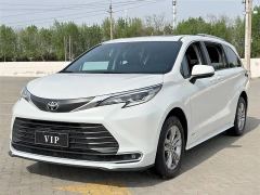 Toyota Sienna Dual-Engine 2.5L RWD Comfort Edition - фото 3