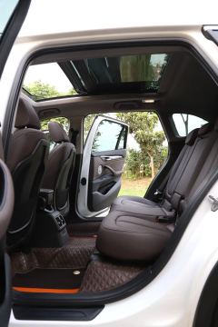 BMW X1 sDrive25Li Premier - фото 6