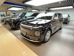 Leapmotor D19 EREV 400 Exclusive Edition 6-seater - ფოტო 1