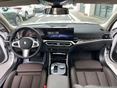 BMW 3 Series 320Li M Sport Package - ფოტო 5