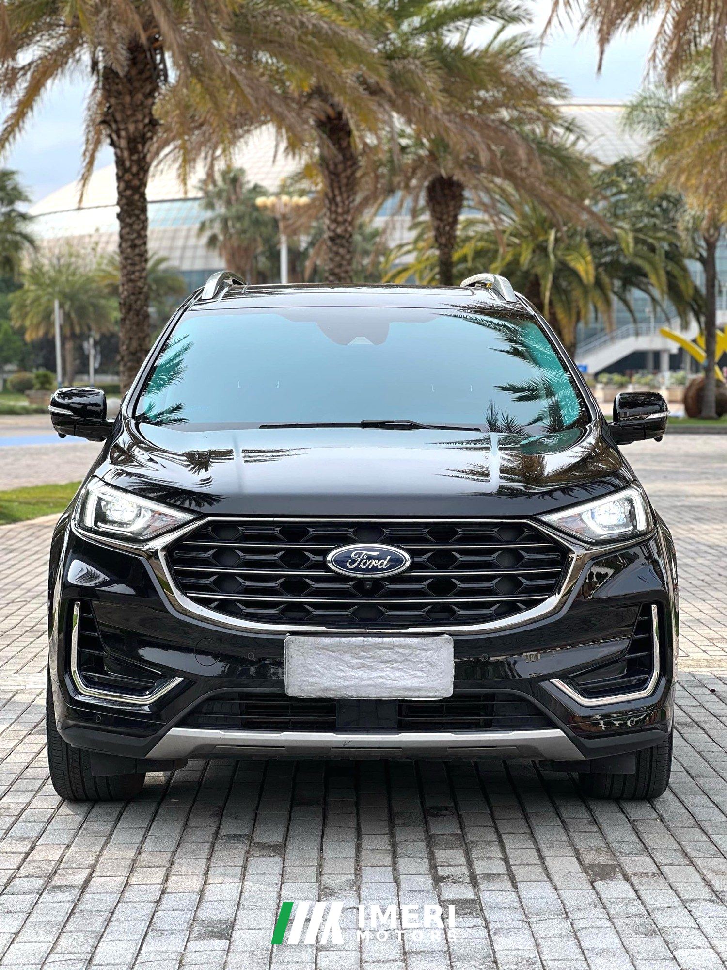 Ford Edge PLUS EcoBoost 245 Two-Wheel Drive Premium Sharp Edition 7-seater