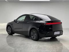 Tesla Model Y 821km Long Range Rear-Wheel Drive - ფოტო 14