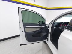 Volkswagen Golf Pro 280TSI - photo 12