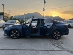 Hyundai Elantra 1.5L CVT Flagship Edition - фото 16