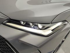 Toyota Avalon 2.5L Automatic Luxury Edition - ფოტო 4