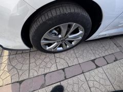 Toyota Sienna Dual-Engine 2.5L Prestige Edition - photo 2