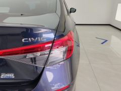 Honda Civic 240TURBO CVT Vigorous Edition - ფოტო 5