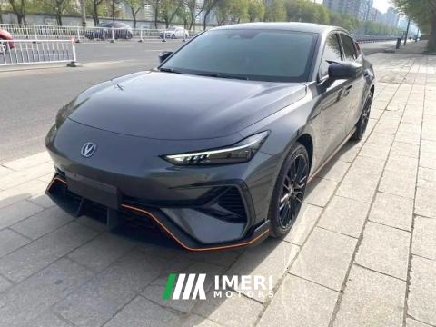 2025 Changan UNI-V Third Generation 2.0T Dynamic Engine Edition - ავტომობილი ჩინეთიდან