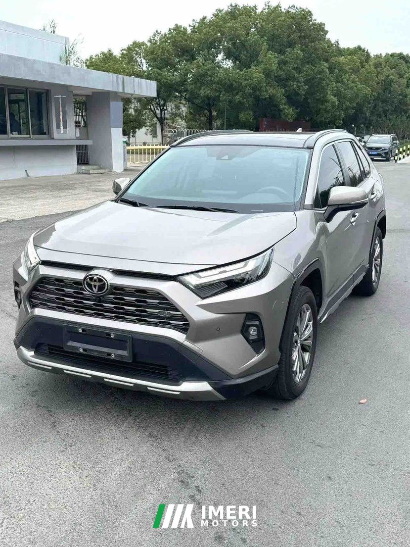 Toyota RAV4 Rongfang RAV4 2.0L Two-wheel drive fashion PLUS version