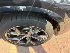 BMW X5 xDrive30Li Deluxe VersionM - ფოტო 3