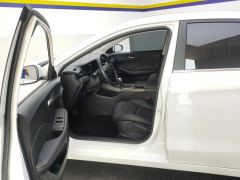 Roewe MG i5 1.5L CVT Luxury - ფოტო 14
