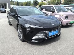 Buick Lacrosse Junyue 28T Yuezun Edition - фото 3