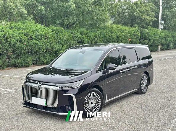 Voyah Dreamer PHEV version 1.5T 235km 4WD Excellent Kunpeng Edition
