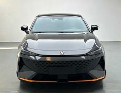 Changan UNI-V 1.5T Premium Sport - ფოტო 2