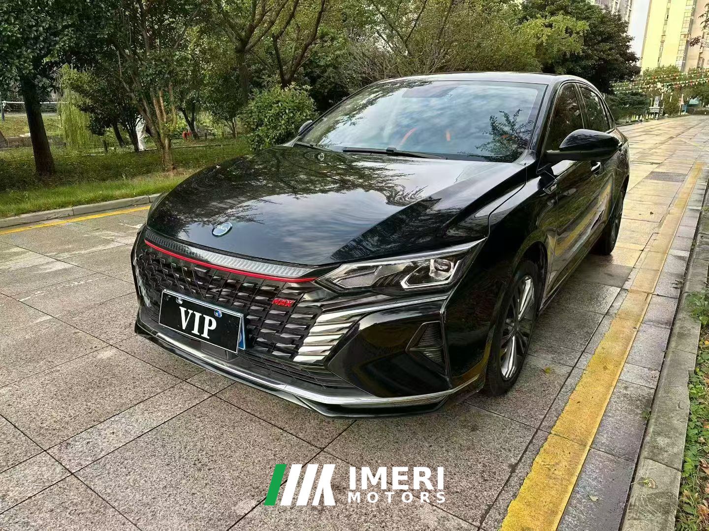 Dongfeng Fengshen Yixuan max 1.5T Luxury Edition