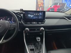 Toyota Wildlander 2.0L AWDLuxuryPLUS Edition - photo 17