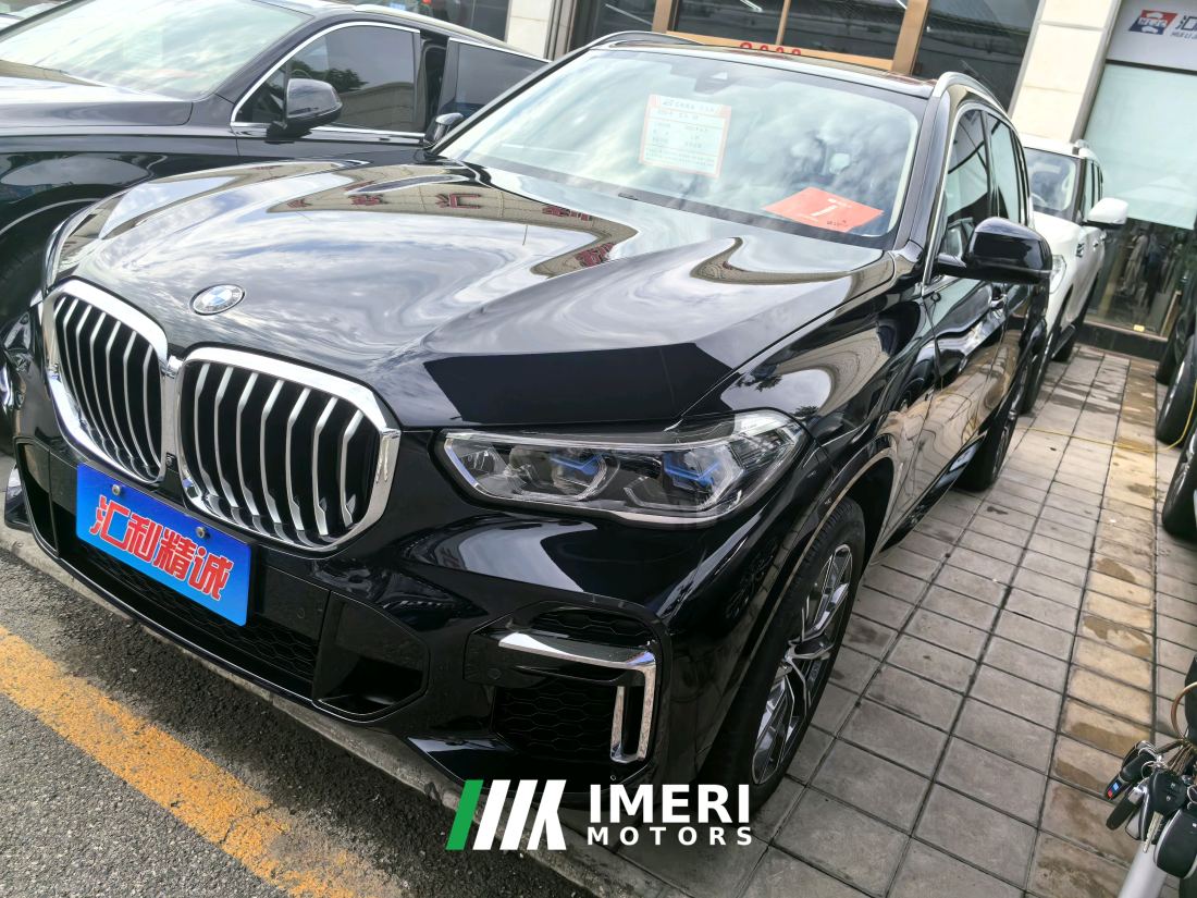 BMW X5 xDrive30Li Deluxe VersionM - ავტომობილი ჩინეთიდან