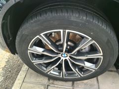 BMW X5 xDrive30Li Deluxe VersionM - ფოტო 2