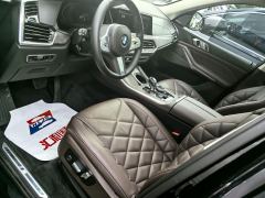 BMW X5 xDrive30Li Deluxe VersionM - ფოტო 4