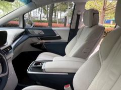 Buick GL8 Luxun 2.0T First Edition - ფოტო 4