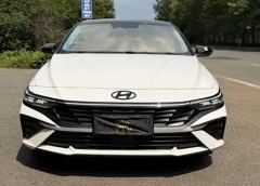 Hyundai Elantra 1.5L GLS Leading Edition - ფოტო 1