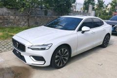 Volvo S60 B4 Smart Luxury Edition - фото 1